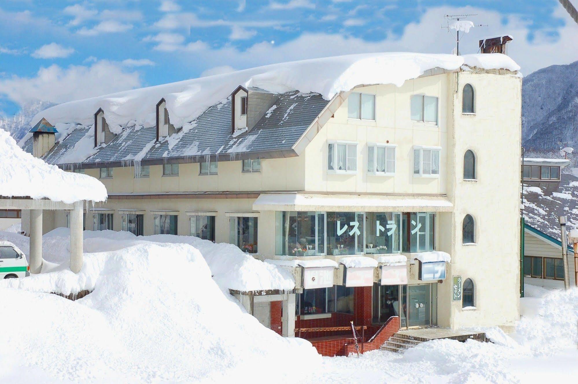 Hotel New Bernina 나가노 외부 사진